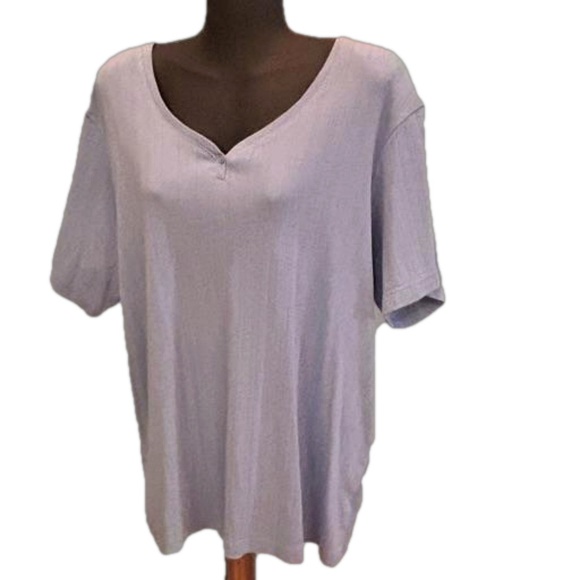 1X Basic Editions light purple short sleeve scoop v-neck pull over short - Picture 4 of 13
